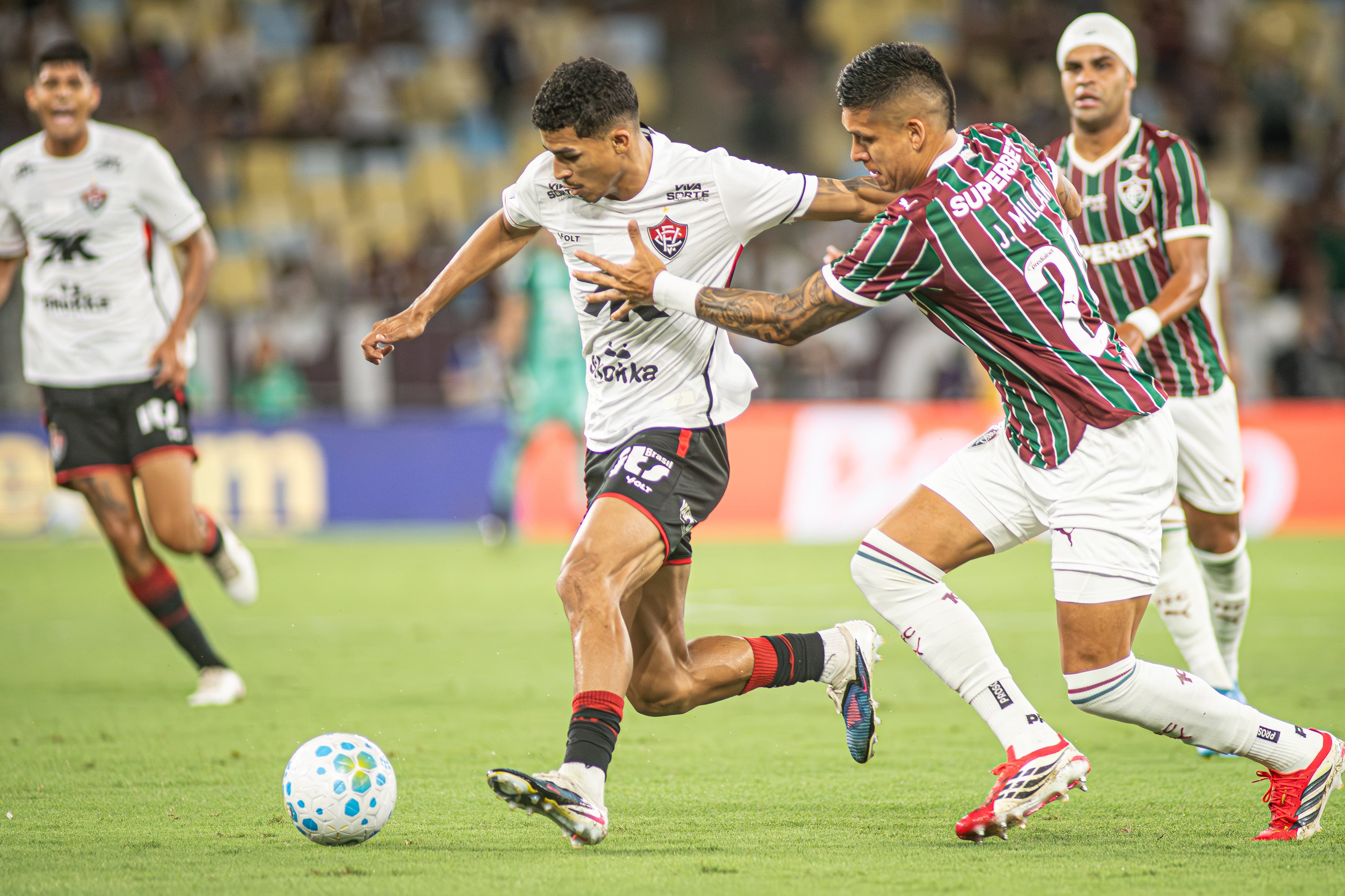 Fluminense 2x2 Vitória - 15ª rodada  por Victor Ferreira/ECV