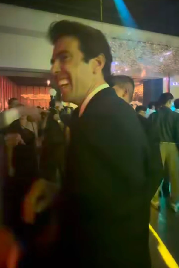 Kaká se diverte em aniversário de 15 anos da filha por Reprodução