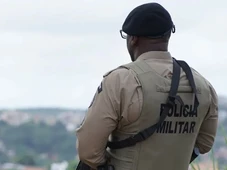 Imagem - Homem é preso após assaltar motorista de aplicativo com tesoura em Salvador