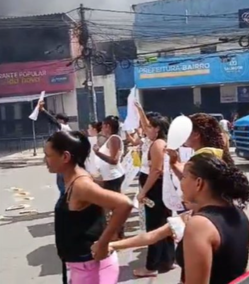 Protesto após morte em Valéria por Reprodução