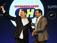 Imagem - Faturamento de R$ 25 bi: o carregador de caixas que transformou uma pequena loja no 4° maior supermercado do Brasil