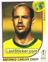 Antônio Carlos (2002) - Participou das Eliminatórias, mas ficou de fora da convocação para Copa por LastSticker/Reprodução 