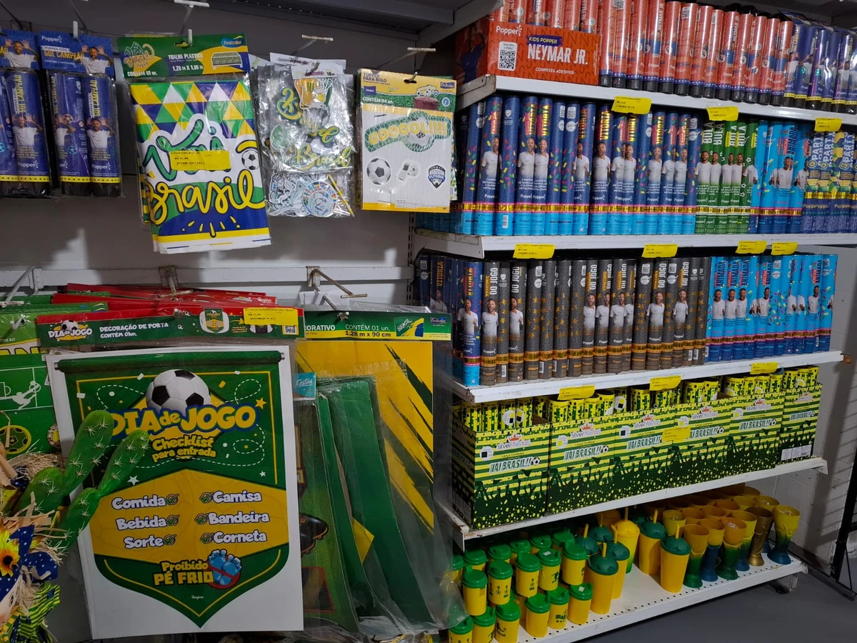 Copa do Mundo nas lojas de Salvador por Maria Raquel Brito/CORREIO