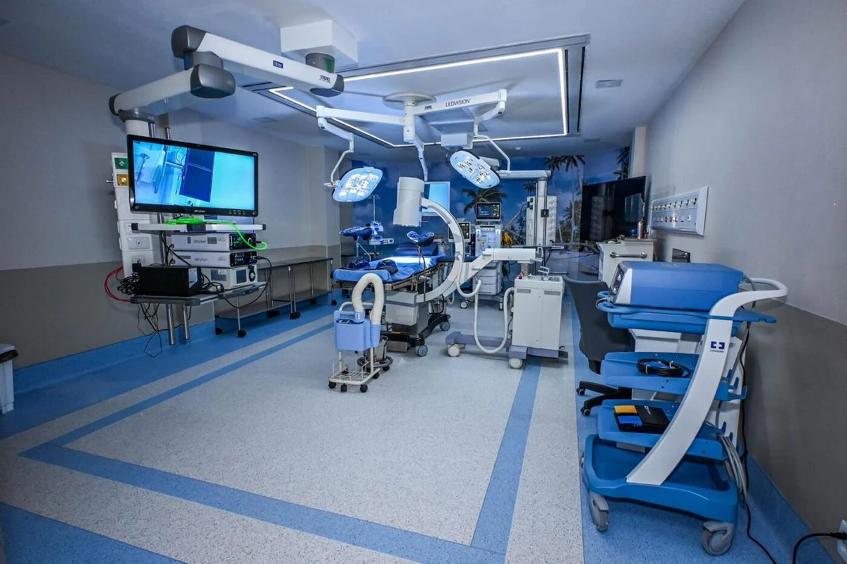A nova unidade atende pacientes particulares de diversos planos de saúde e possui 12 salas cirúrgicas por Divulgação