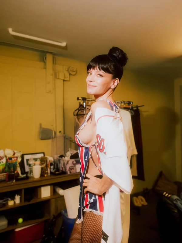 Lily Allen volta ao Brasil após 15 anos para Primavera Sound  por Divulgação