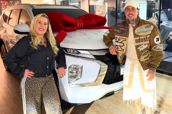 MC Daniel e a mãe por Reprodução