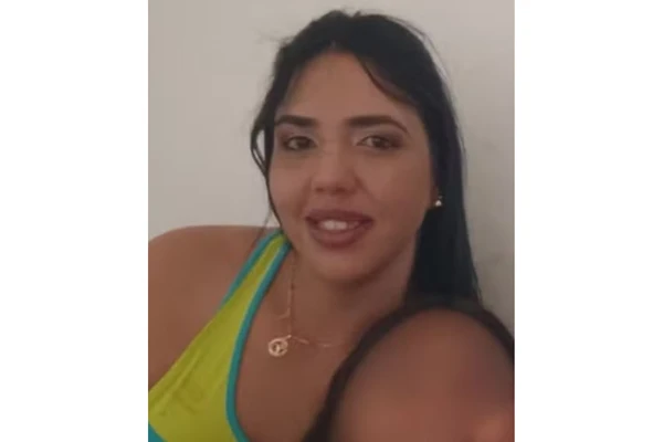 Nájylla foi morta a tiros na festa de casamento por Reprodução