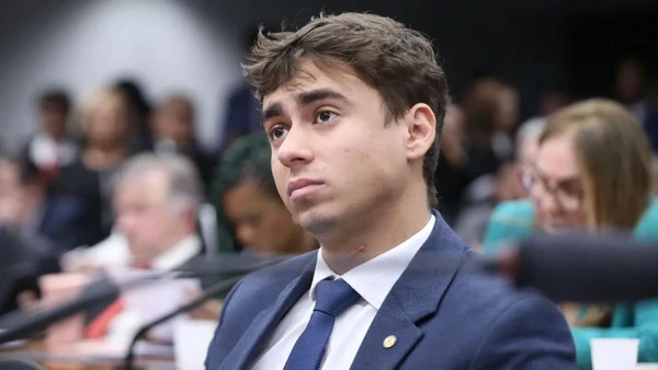 arlamentar Nikolas Ferreira sugere que gastos com viagens e contratos de tribunais sejam detalhados ao Legislativo.