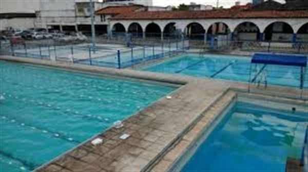 O Feira Tênis Clube foi inaugurado em 1944 e foi palco de competições importantes, além de festas famosas e da boate Guaraná. Fechou nos anos 2010. por Reprodução
