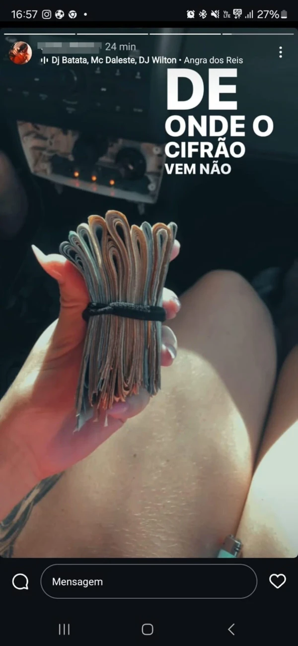 Quem é a ‘Ruiva do Job’, conhecida nas redes sociais por ostentar dinheiro, armas e divulgar conteúdo adulto por Reprodução / Material cedido ao Metrópoles