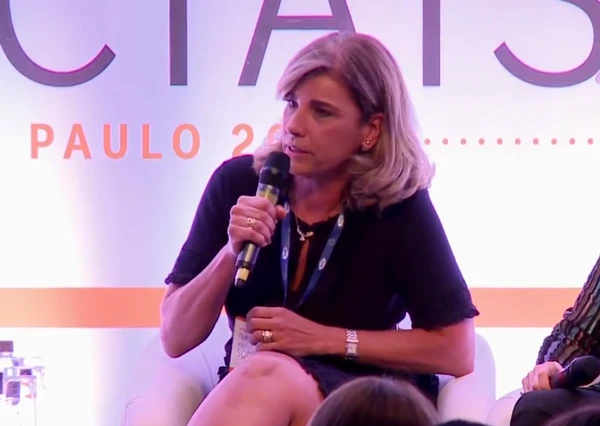 Regina Helena Velloso por Reprodução | Redes Sociais