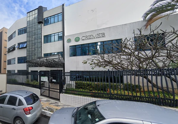 Antiga sede do Cremeb, na Barra por Reprodução