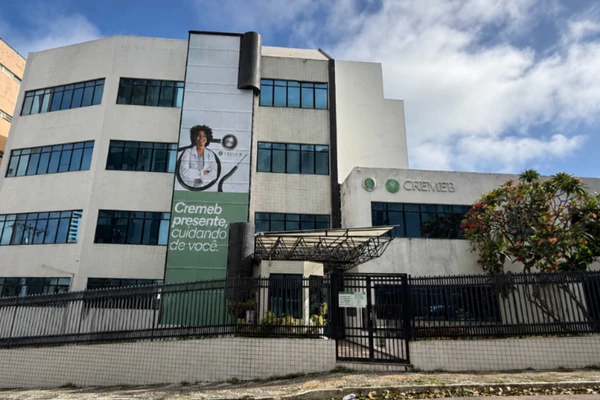 Antiga sede do Cremeb, na Barra por Reprodução