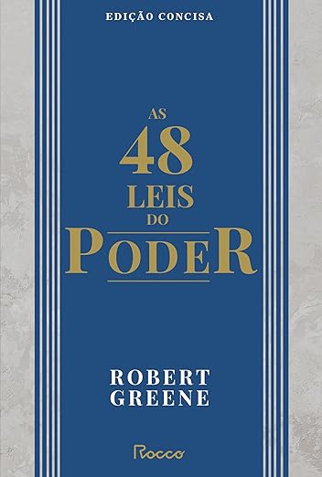 As 48 leis do poder, de Robert Greene (Rocco). Todos querem ter poder. Mas poucos sabem o que fazer para alcançá-lo. Como conseguir aquela promoção tão esperada? O que fazer para conquistar a admiração dos colegas e neutralizar quem vive tentando derrubá-lo? Como ser o queridinho do chefe? Em As 48 leis do poder, o leitor aprende a manipular pessoas e situações para alcançar seus objetivos. E descobre por que alguns conseguem ser tão bem-sucedidos, enquanto outros estão sempre sendo passados para trás. Com desconto de 45%, está por R$26,96. Link: https://amzn.to/3R2KiHI por Reprodução