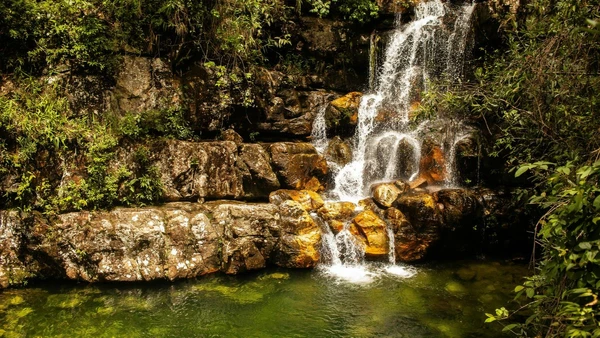 Preservação em jogo: Horizonte da Chapada dos Veadeiros, em Goiás; revisão de plano ambiental pode abrir espaço para mineração em áreas protegidas.