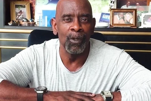 Chris Gardner por Reprodução