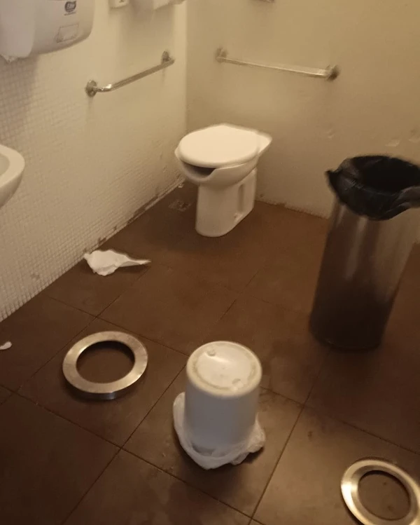 Cine Glauber Rocha divulgou imagens de depredação por Divulgação