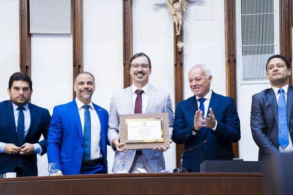 Emerson Ferretti por Reprodução