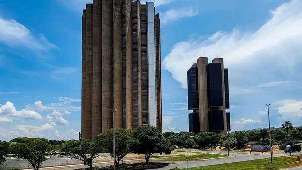 O avanço de 55% no mercado de locação reflete a dificuldade de acesso ao crédito imobiliário em 2026. Rafa Neddermeyer/Agência Brasil por AGENCIA BRASIL