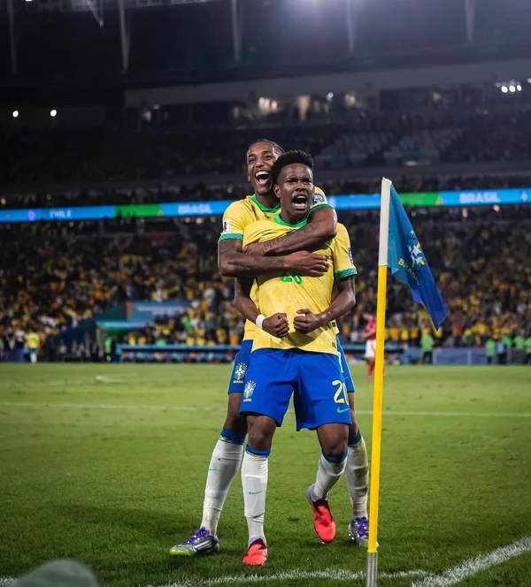 Estevão pela Seleção Brasileira por Reprodução/Redes Sociais