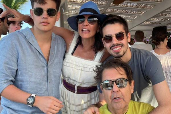 Faustão e a família