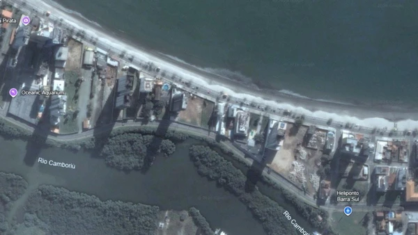Imagem aérea em 2005 por Reprodução