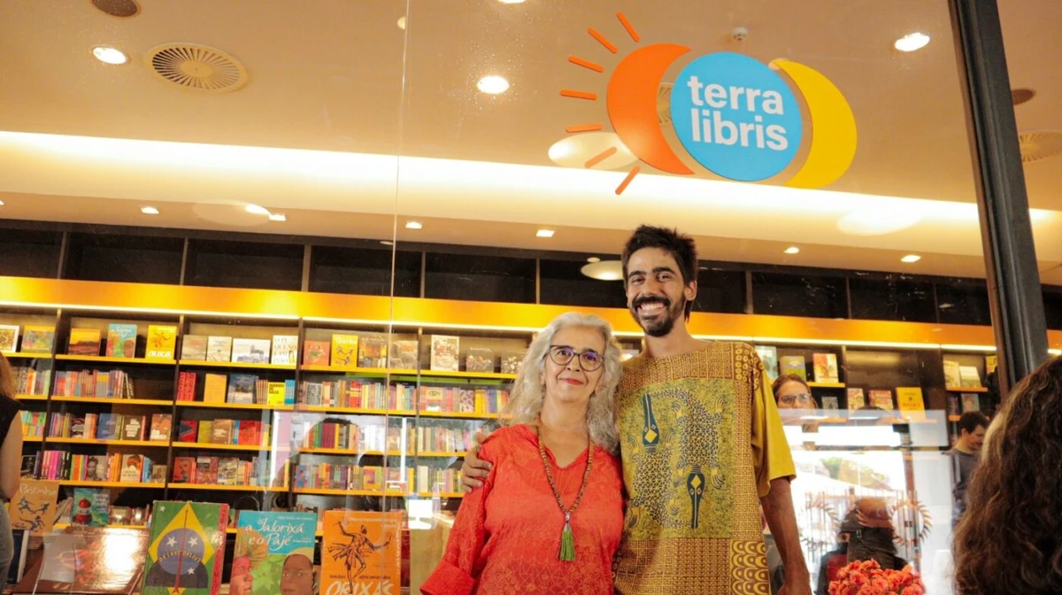 Valéria Pergentino e Kin Guerra