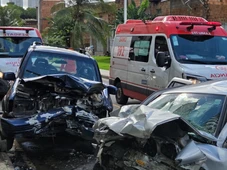 Imagem - Colisão entre carros mata idosa e deixa dois feridos em Salvador
