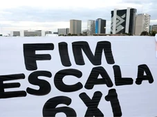 Imagem - Fim da escala 6x1: governo e Câmara fecham acordo por jornada de 40 horas semanais