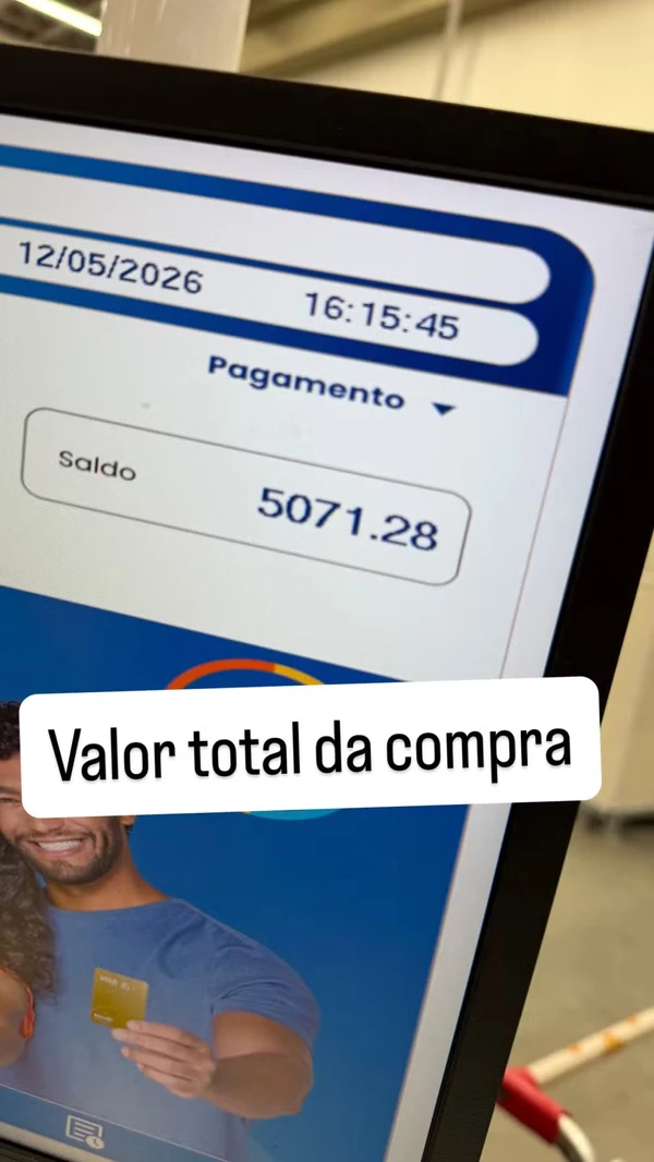 Eliezer fez as compras da casa com funcionária por Reprodução/Instagram