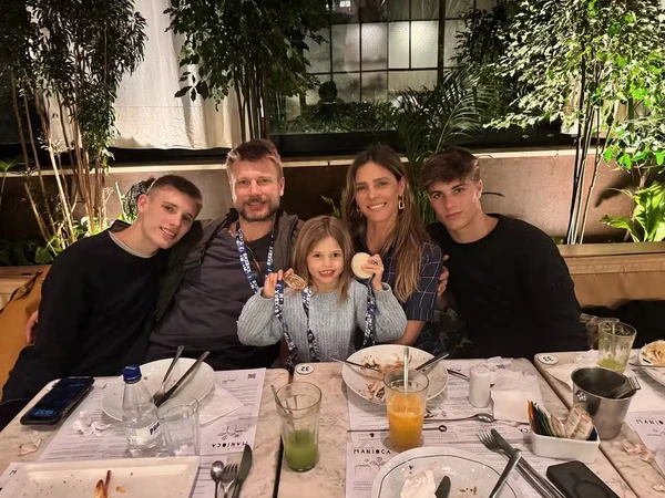 Filhos de Fernanda Lima e Rodrigo Hilbert por Reprodução