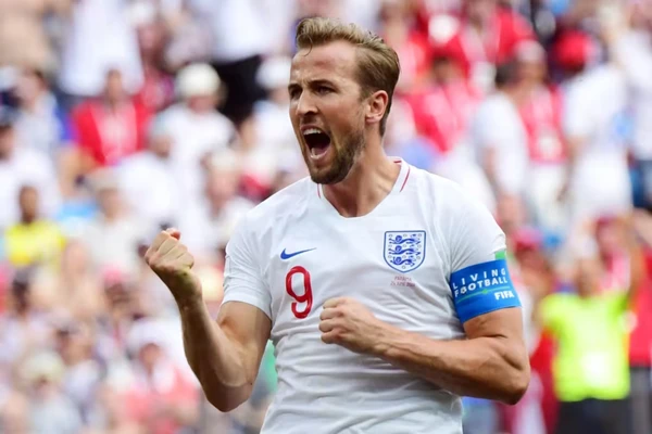 Hat-tricks em mais edições - Gabriel Batistuta segue como o único atleta a marcar hat-tricks em duas edições diferentes da Copa do Mundo. Harry Kane, Kylian Mbappé, Gonçalo Ramos e Cristiano Ronaldo podem dividir o recorde caso façam três gols em uma partida no Mundial de 2026.
 por Reprodução/Fifa