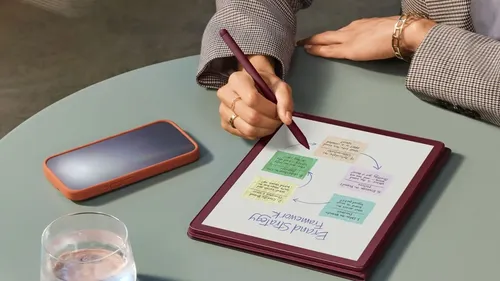 Kindle Scribe Colorsoft: versão colorida de 11 polegadas focada em leitura, escrita e produtividade por Divulgação