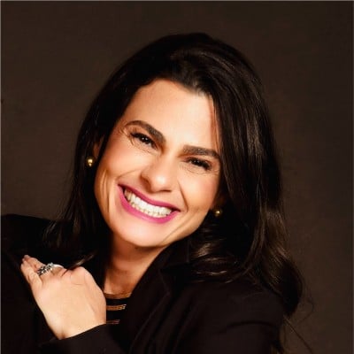 Leana Mattei por Reprodução