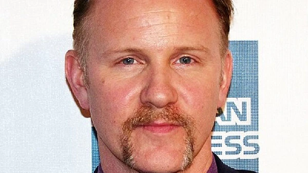 Morgan Spurlock passou 30 dias comendo apenas McDonald’s no documentário “Super Size Me” por David Shankbone / Wikimedia Commons
