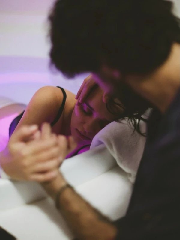Nascimento de Zuza, filha de Rafa Kalimann e Nattan por Reprodução/Instagram @hannarocha