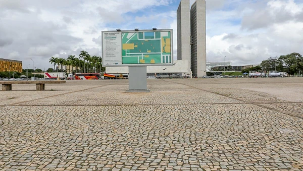 A restauração científica exige materiais idênticos aos originais para preservar esculturas que são símbolos da fundação da capital. Matheus H. Souza/Agência Brasília por AGENCIA BRASIL