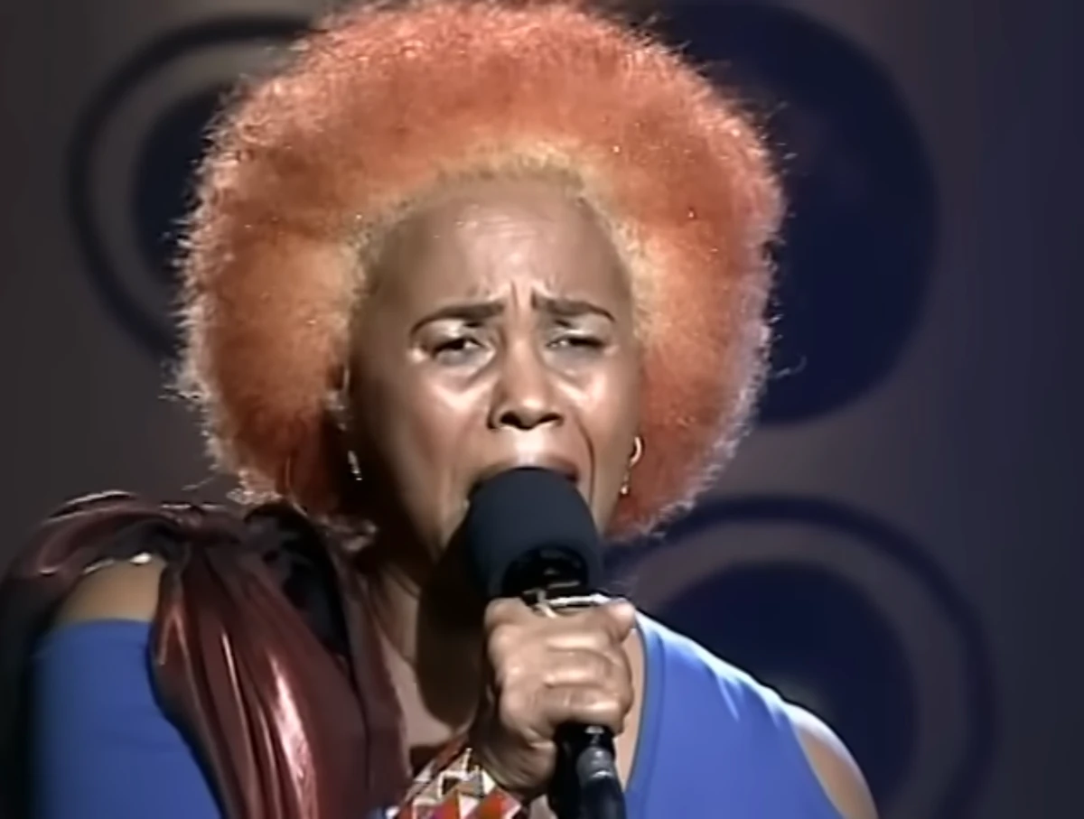 Cantora Sandra Sá por Reprodução | Redes Sociais