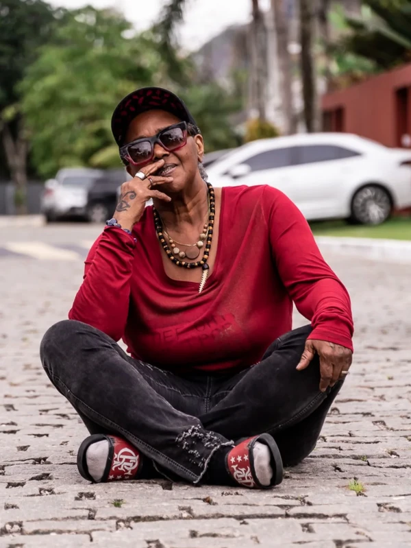 Cantora Sandra Sá por Reprodução | Redes Sociais