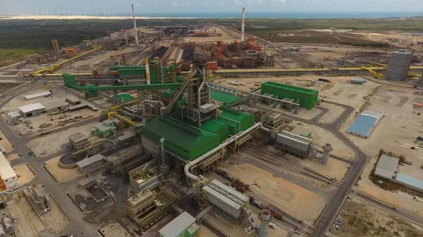 A Posco Brasil foi fundada para atuar na construção da Companhia Siderúrgica do Pecém (CSP), em São Gonçalo do Amarante 