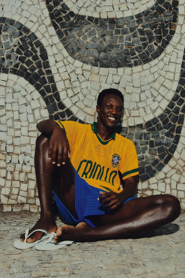 Os looks são assinados pelo estilista Jackson Machado   por @falcao.ft