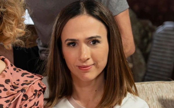 Tatá Werneck interpreta Brigitte em 'Quem ama cuida'
