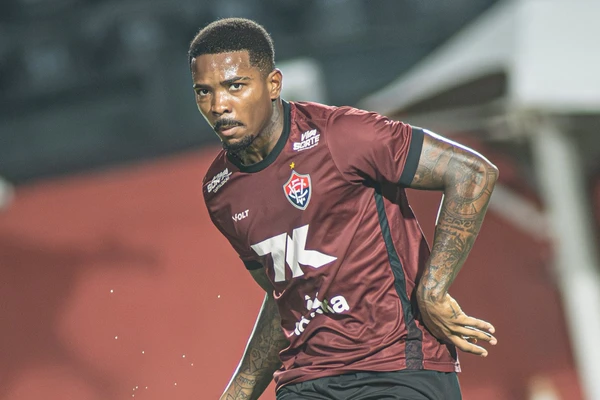 Vitória enfrenta o Flamengo com a missão de fazer história para se classificar