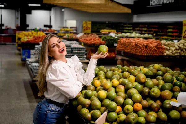 A mulher por trás do Corujão: rede de supermercado chegou a faturar R$ 285 milhões por ano na Bahia por Taila Silva/Divulgação