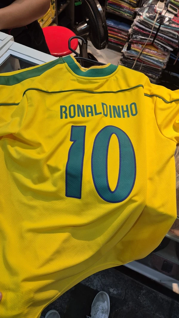 Camisa genérica da seleção por Moysés Suzart