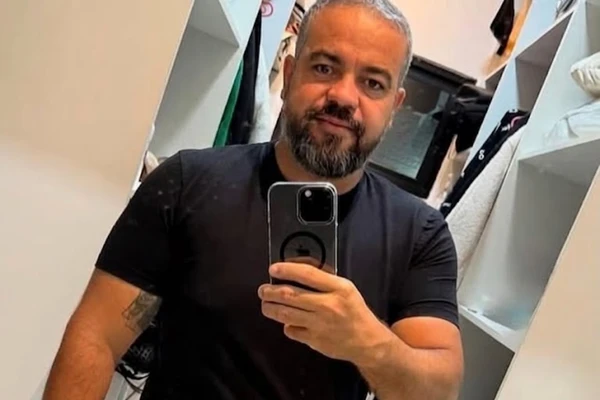 Éric Lira foi alvo de ataque a tiros por Reprodução