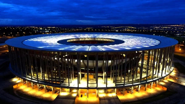 O futuro do Mané Garrincha: imagens da arena brasileira que virou centro de impasse com a Fifa