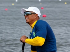 Imagem - Baiano Isaquias Queiroz conquista ouro e Brasil faz dobradinha inédita em etapa da Copa do Mundo