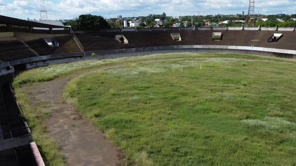 Estádio está em situação deplorável por Reprodução