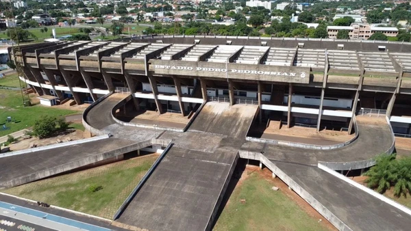 Estádio está em situação deplorável por Reprodução